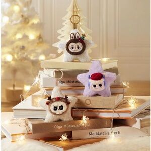 AUTHENTIC POP MART THE MONSTERS Classic Series-Sparkly Plush Pendant Blind Box